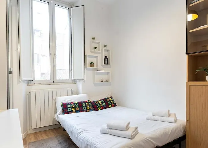 Comfortable Vatican, Pope View Window With St Peter View *