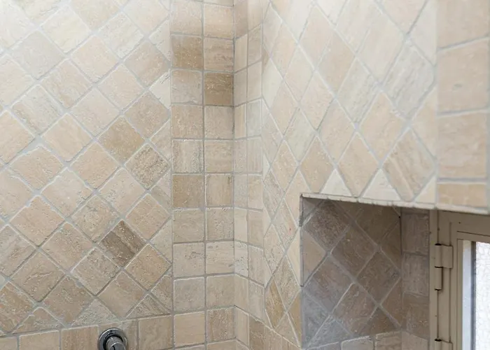 Comfortable Vatican, Pope View Window With St Peter View *